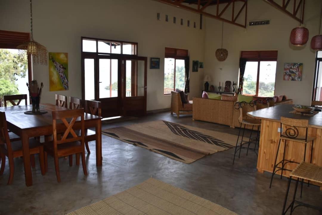 Amazi Land Home And Farm Stay Kibuye 外观 照片