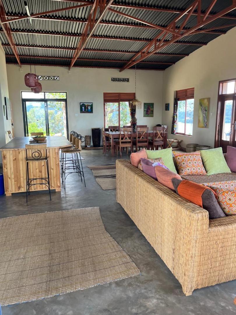 Amazi Land Home And Farm Stay Kibuye 外观 照片